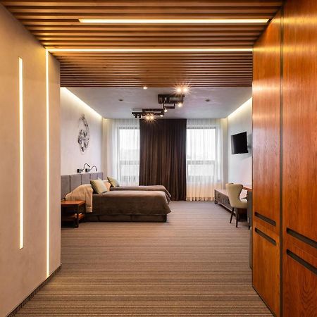 Mojo Boutique Hotel Lutsk Eksteriør bilde