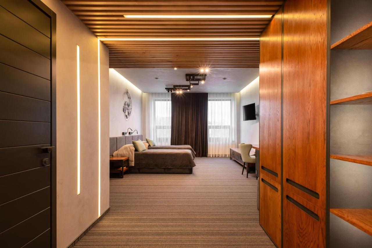 Mojo Boutique Hotel Lutsk Eksteriør bilde