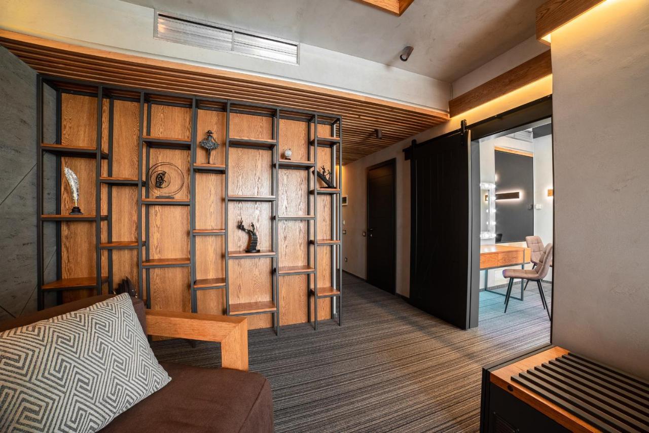 Mojo Boutique Hotel Lutsk Eksteriør bilde