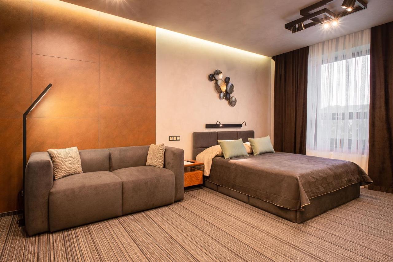 Mojo Boutique Hotel Lutsk Eksteriør bilde