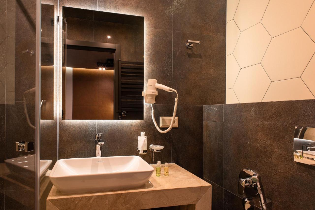 Mojo Boutique Hotel Lutsk Eksteriør bilde
