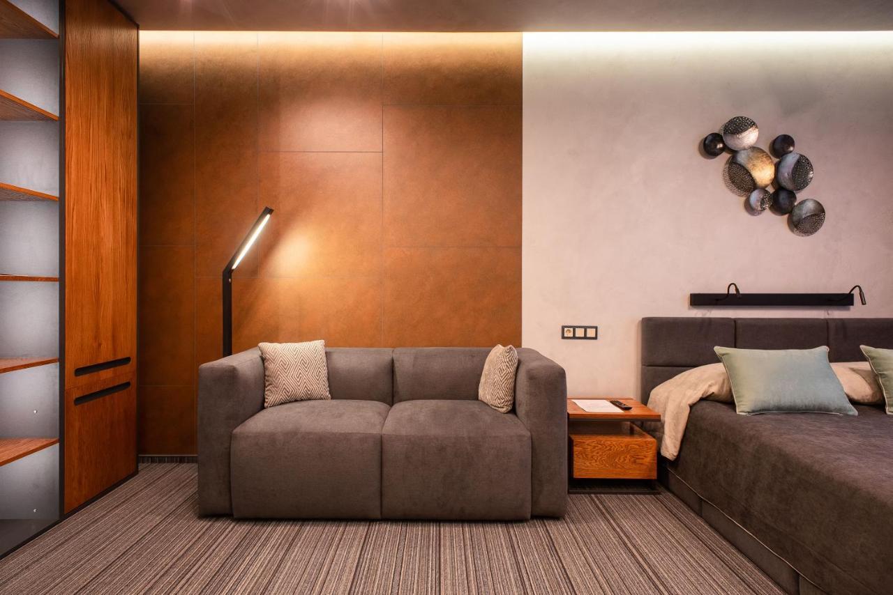 Mojo Boutique Hotel Lutsk Eksteriør bilde