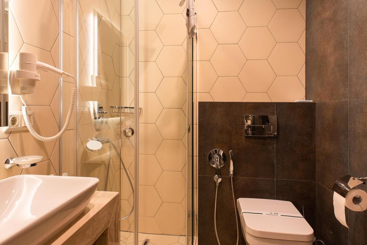 Mojo Boutique Hotel Lutsk Eksteriør bilde