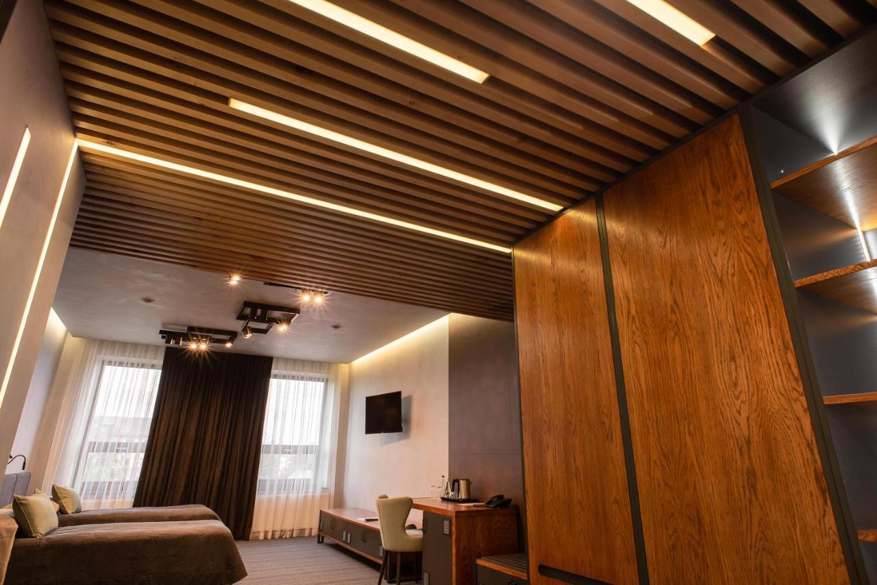 Mojo Boutique Hotel Lutsk Eksteriør bilde