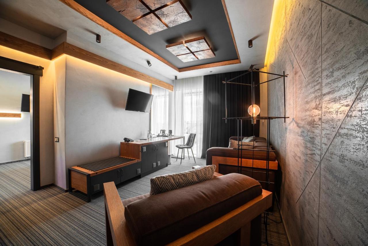 Mojo Boutique Hotel Lutsk Eksteriør bilde